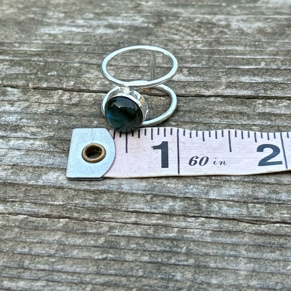 Labradorite Ring - Picture 14 of 15